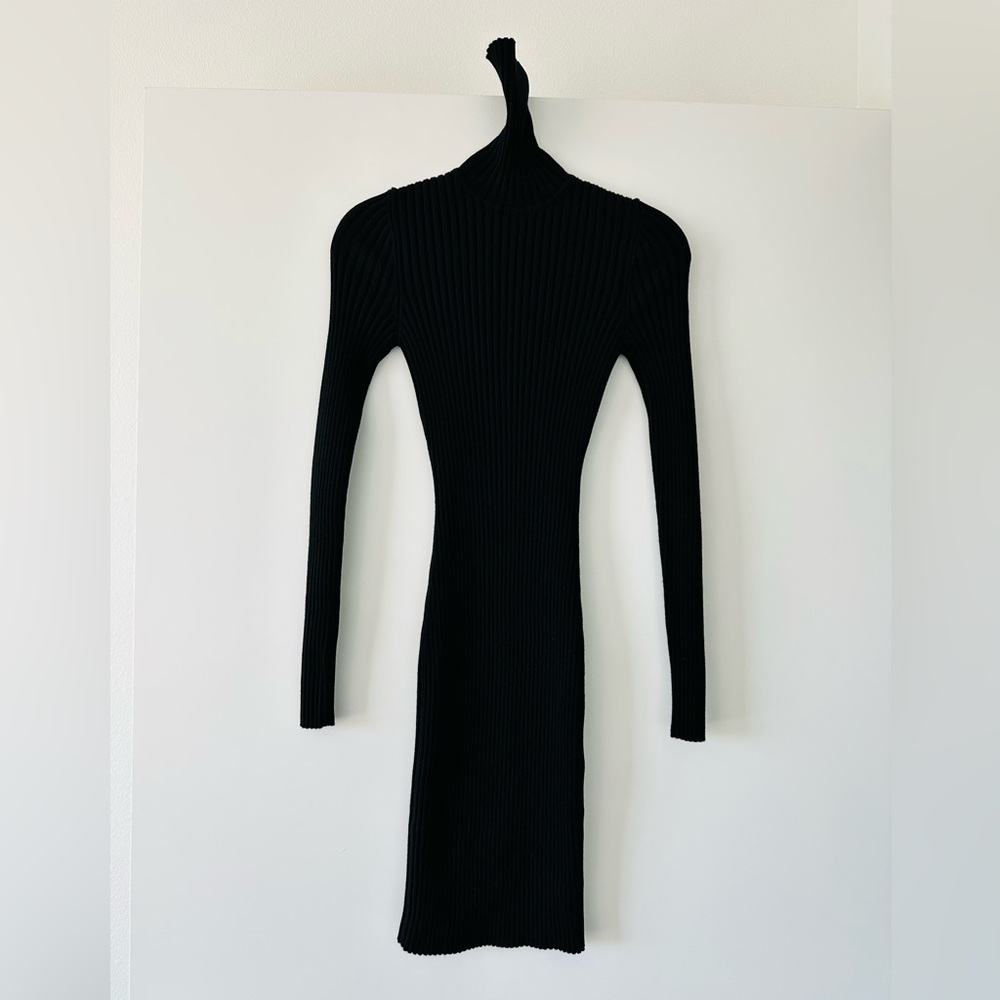 Wolford Bodycon Merino Wool Ribbed Turtleneck Dress